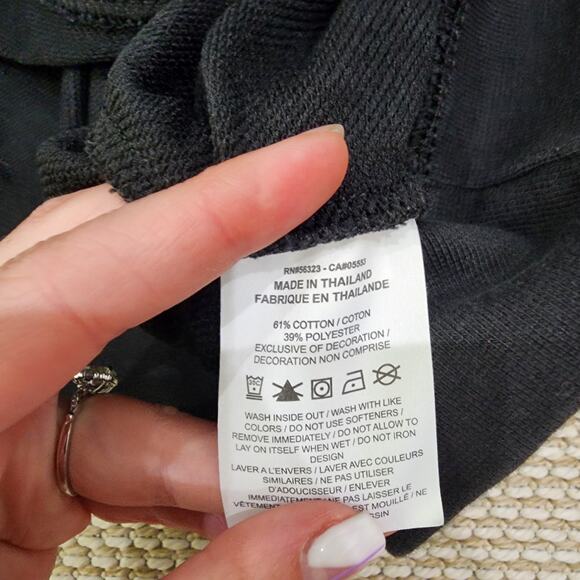 Nike black women's size xs crewneck cropped sweatshirt - Picture 7 of 8